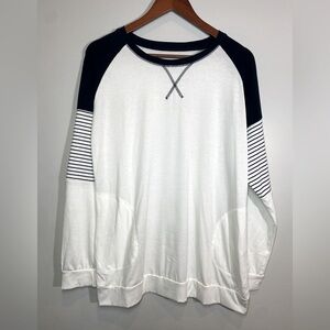 Loose fit pullover sweatshirt NWOT